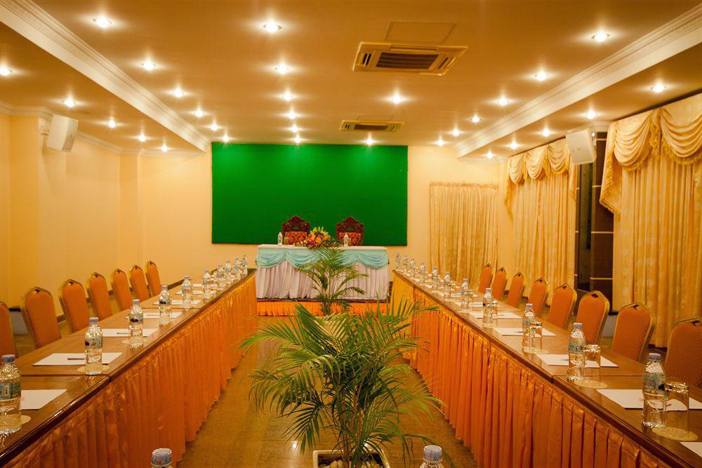 Golden Sand Hotel Sihanoukville Dış mekan fotoğraf